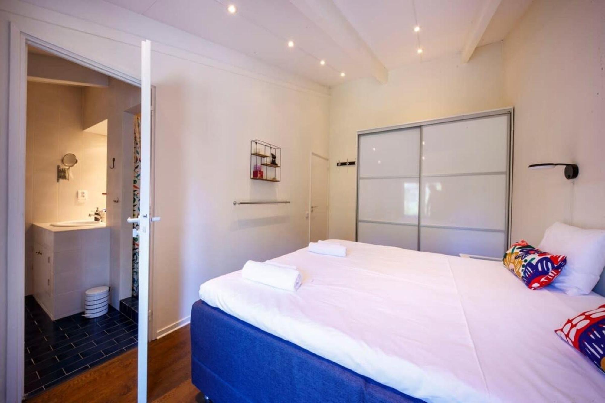 06V - Beautiful Villa With Spa Pool And Tennis 毕奥 外观 照片