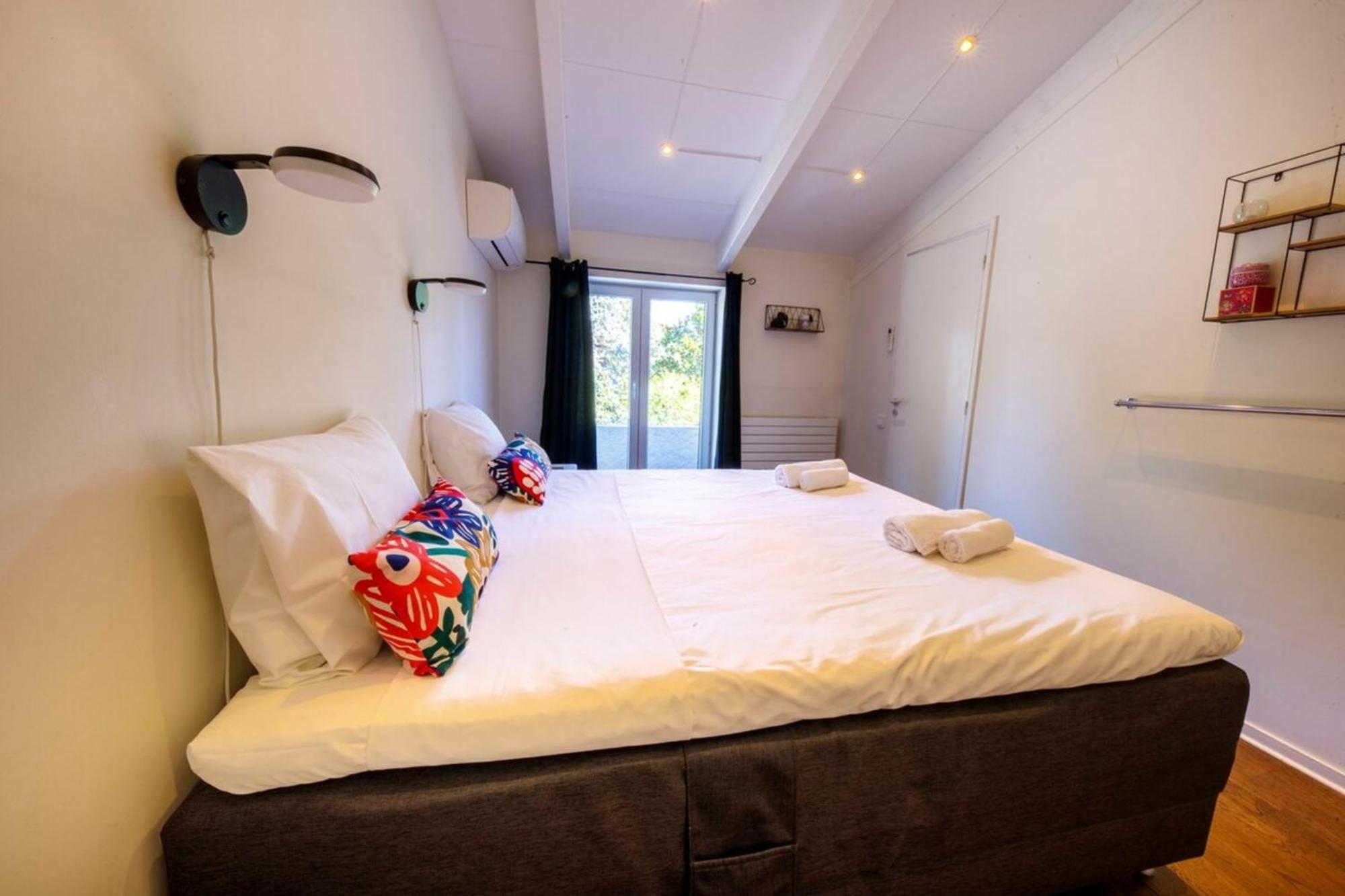 06V - Beautiful Villa With Spa Pool And Tennis 毕奥 外观 照片