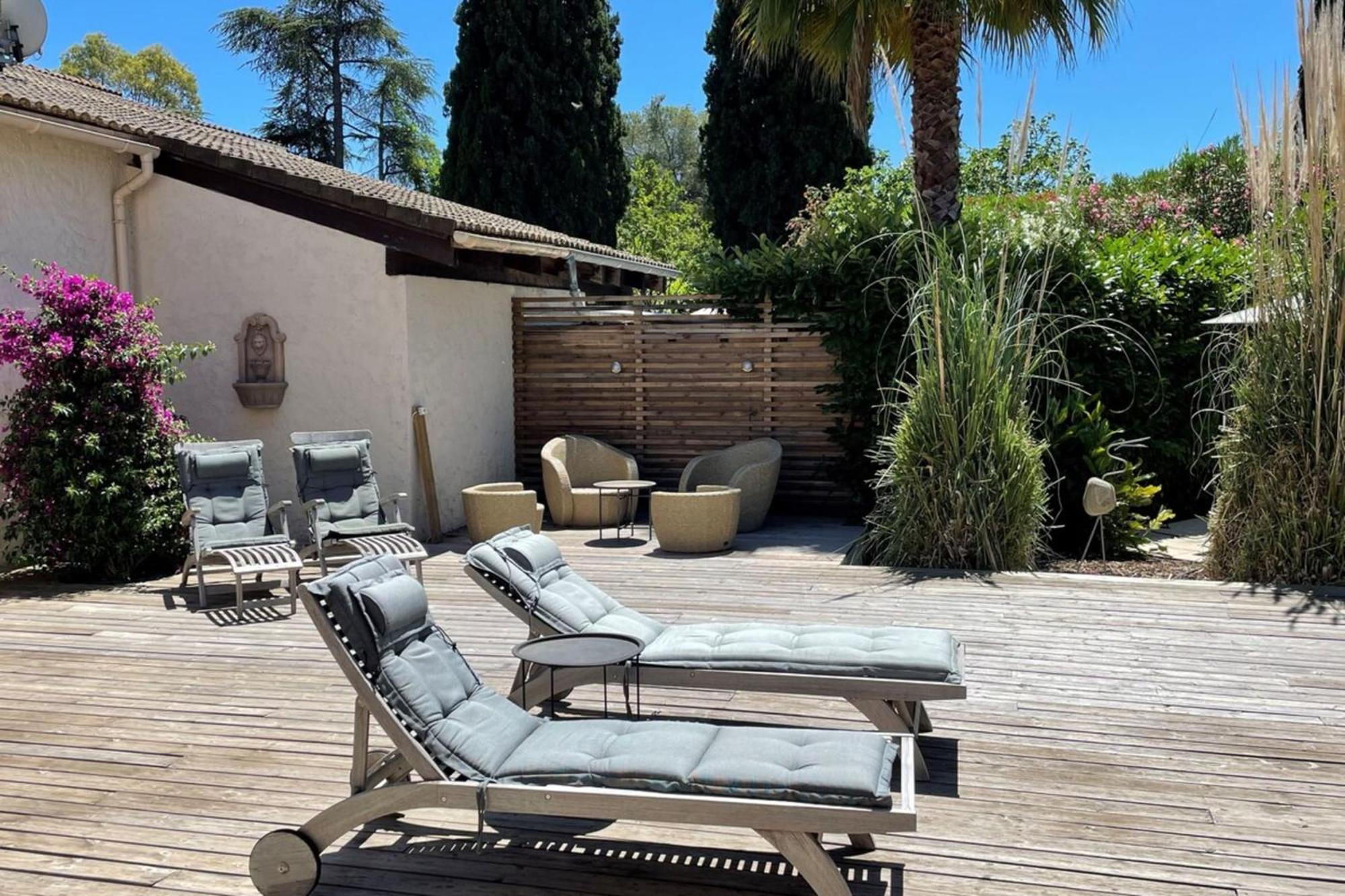 06V - Beautiful Villa With Spa Pool And Tennis 毕奥 外观 照片