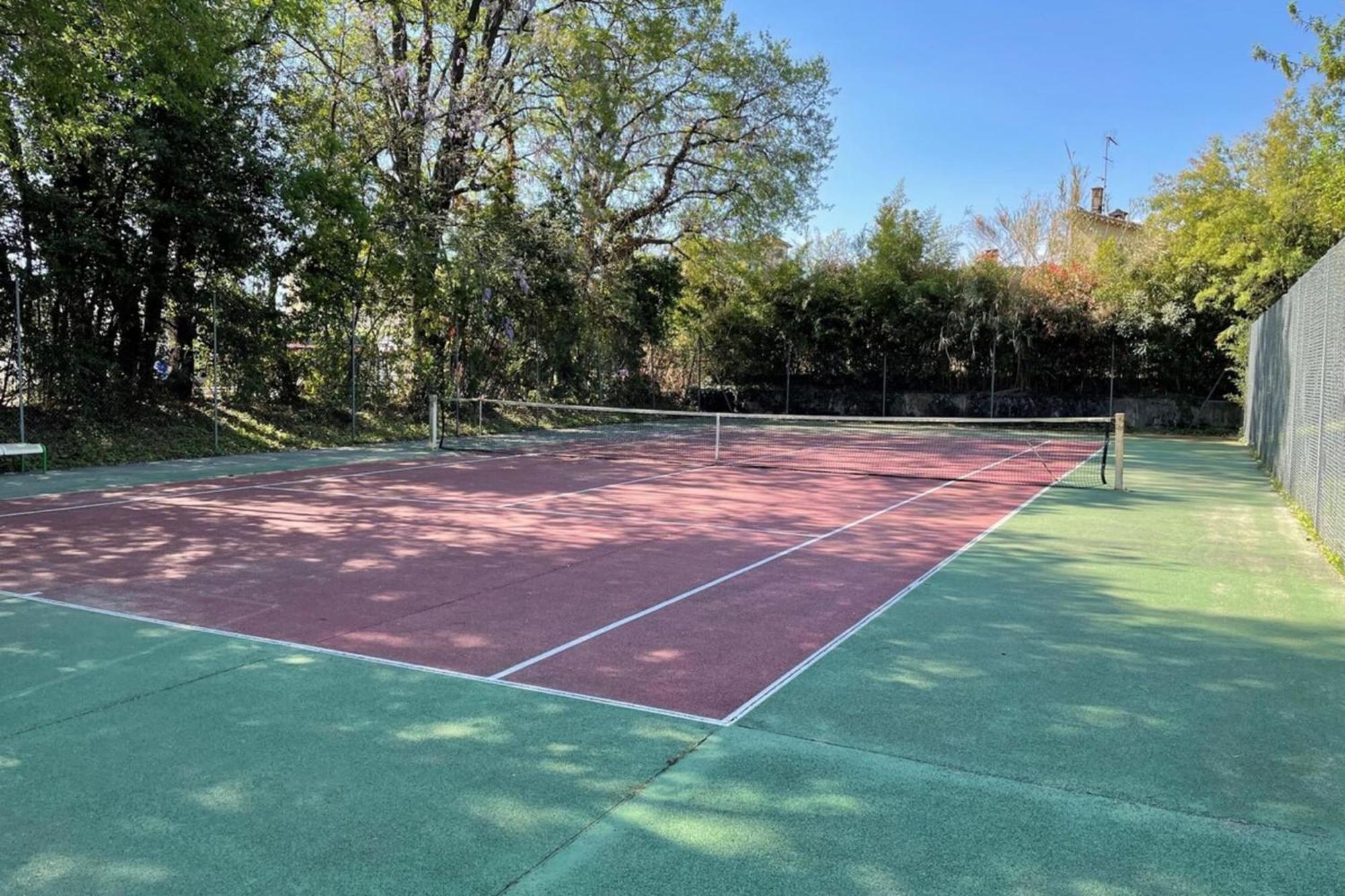 06V - Beautiful Villa With Spa Pool And Tennis 毕奥 外观 照片