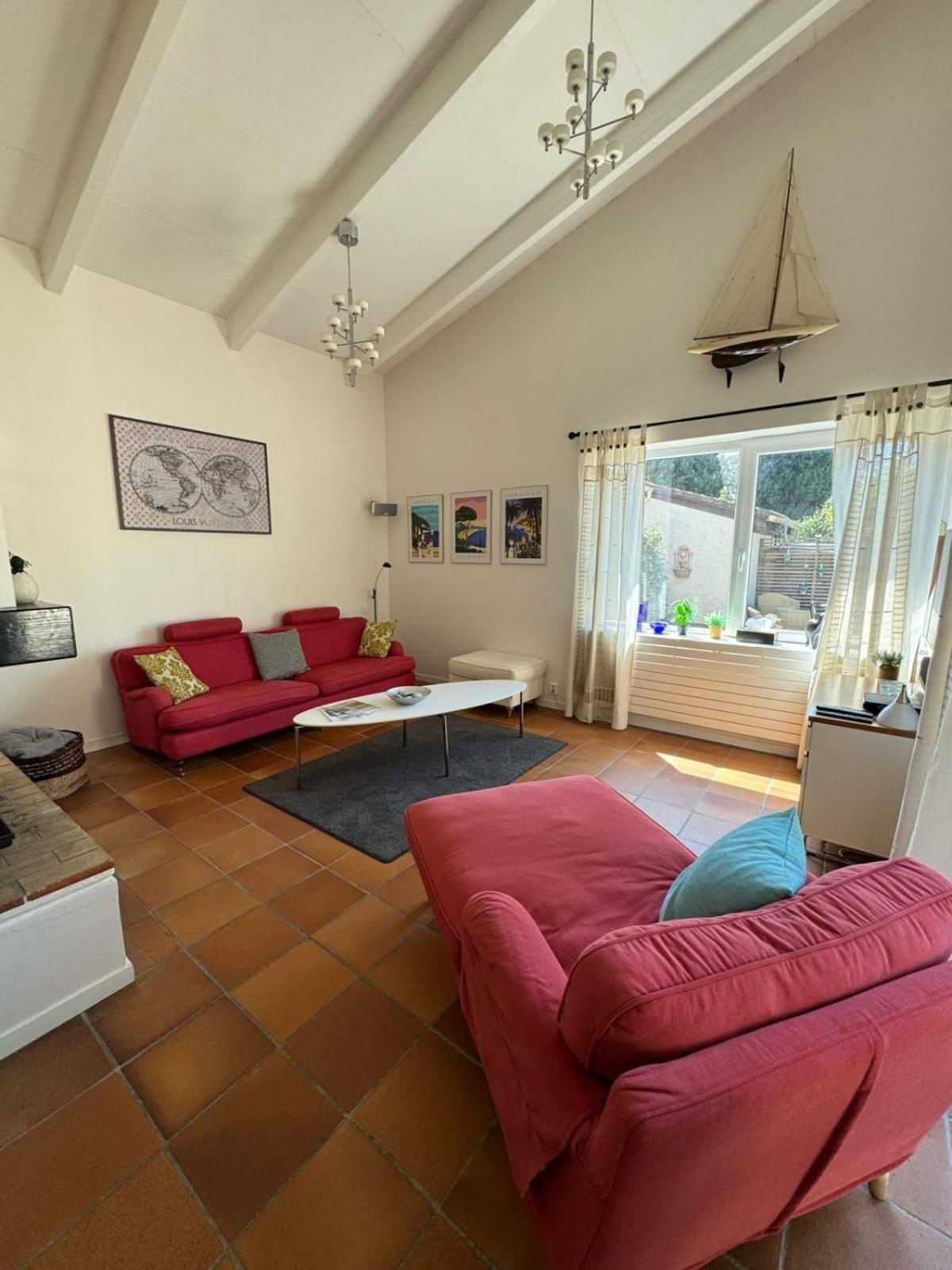 06V - Beautiful Villa With Spa Pool And Tennis 毕奥 外观 照片